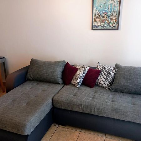 Leo Apartment Makarska Exterior photo