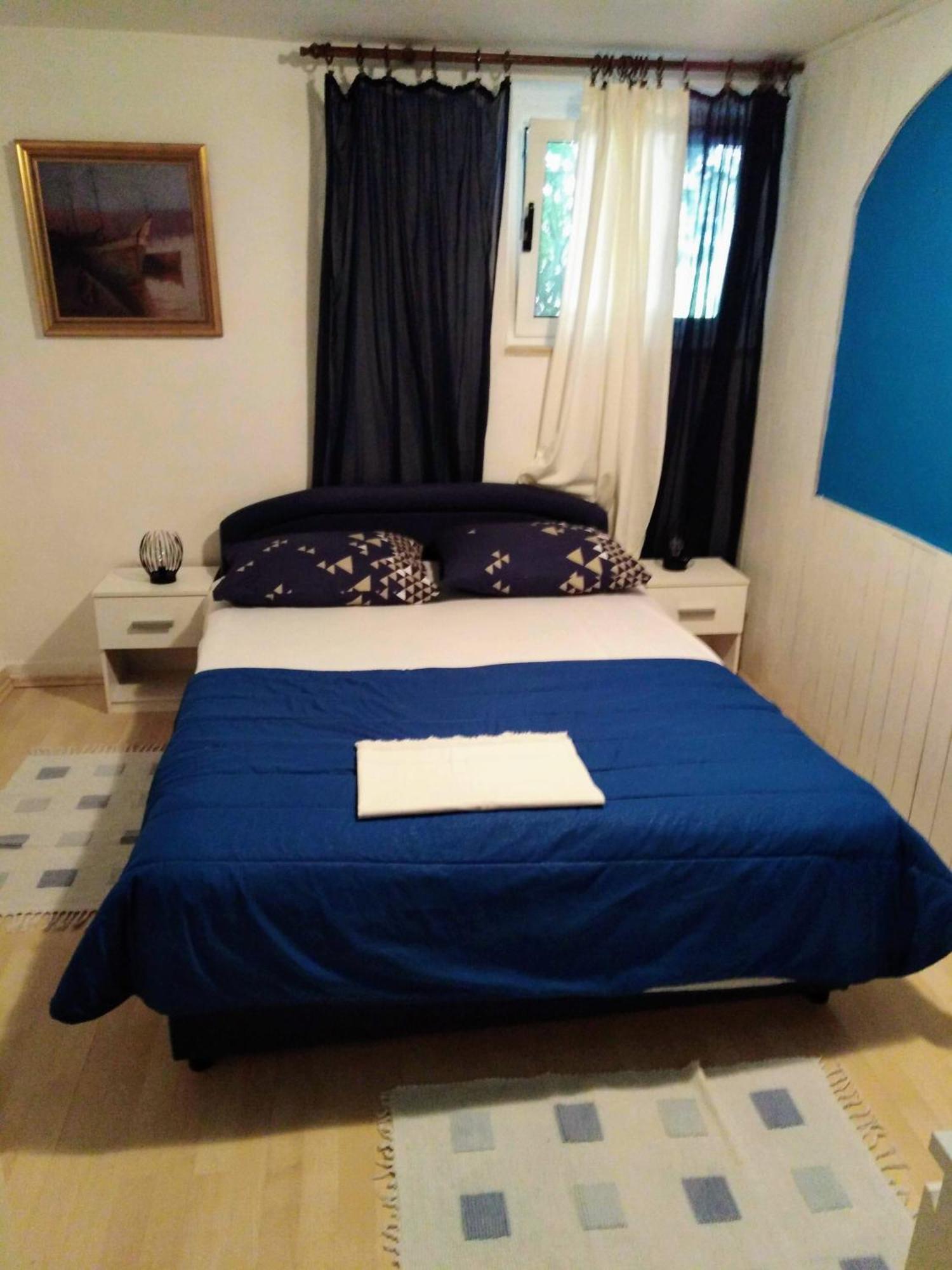 Leo Apartment Makarska Exterior photo
